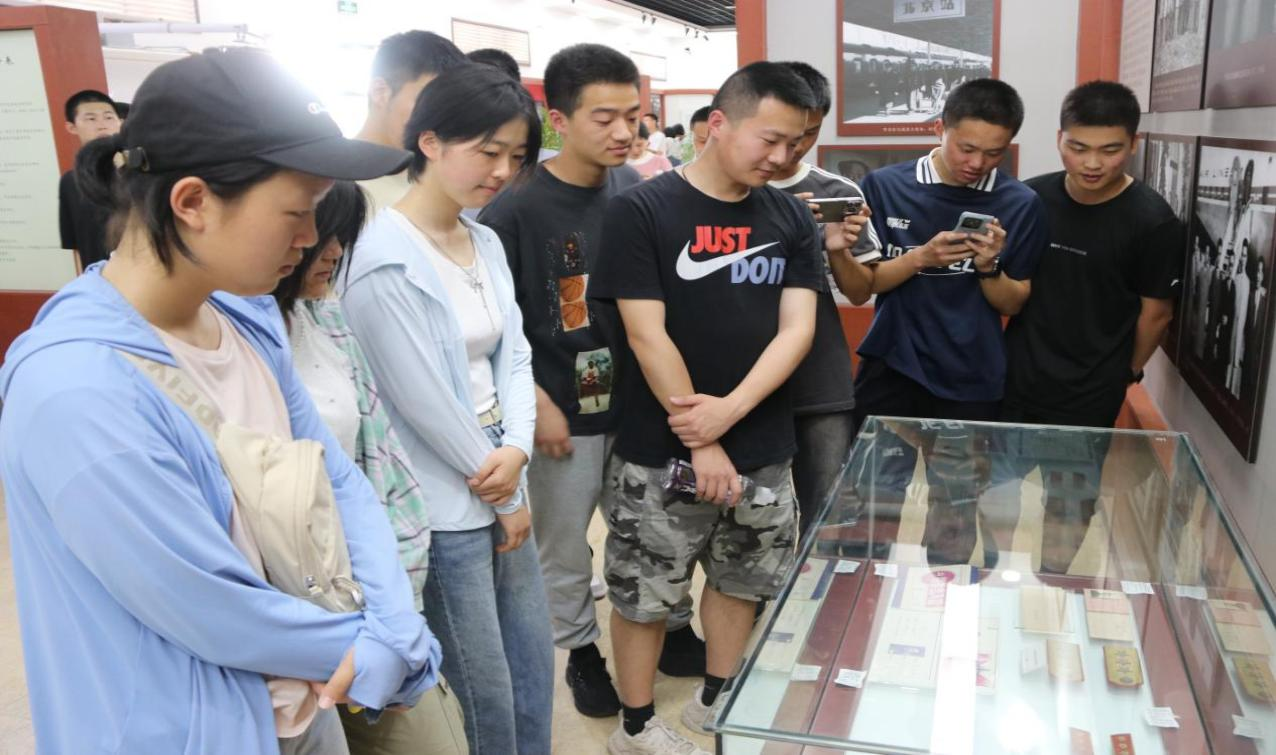 图片4.png 图片4.png