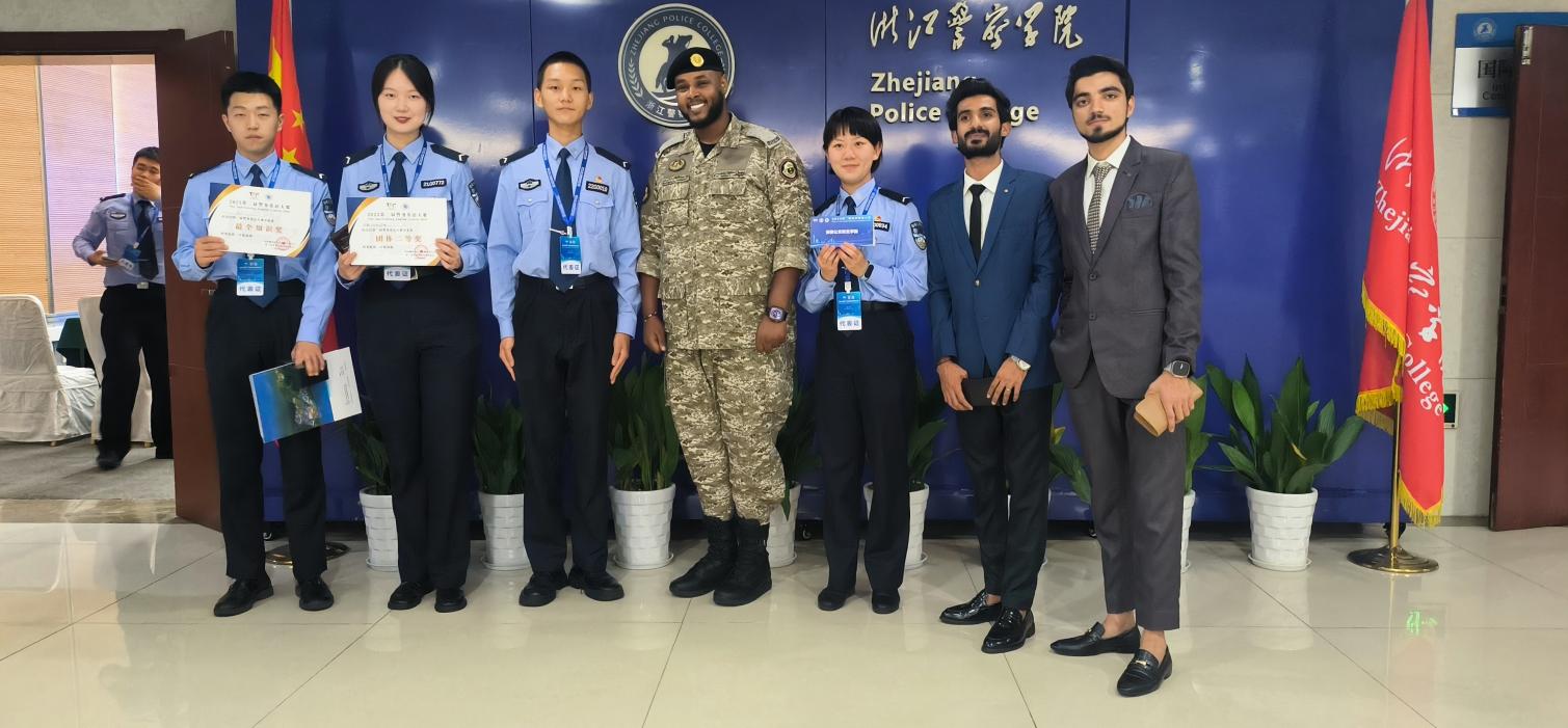 92beb351bd62bfaad71a95adeaff99a